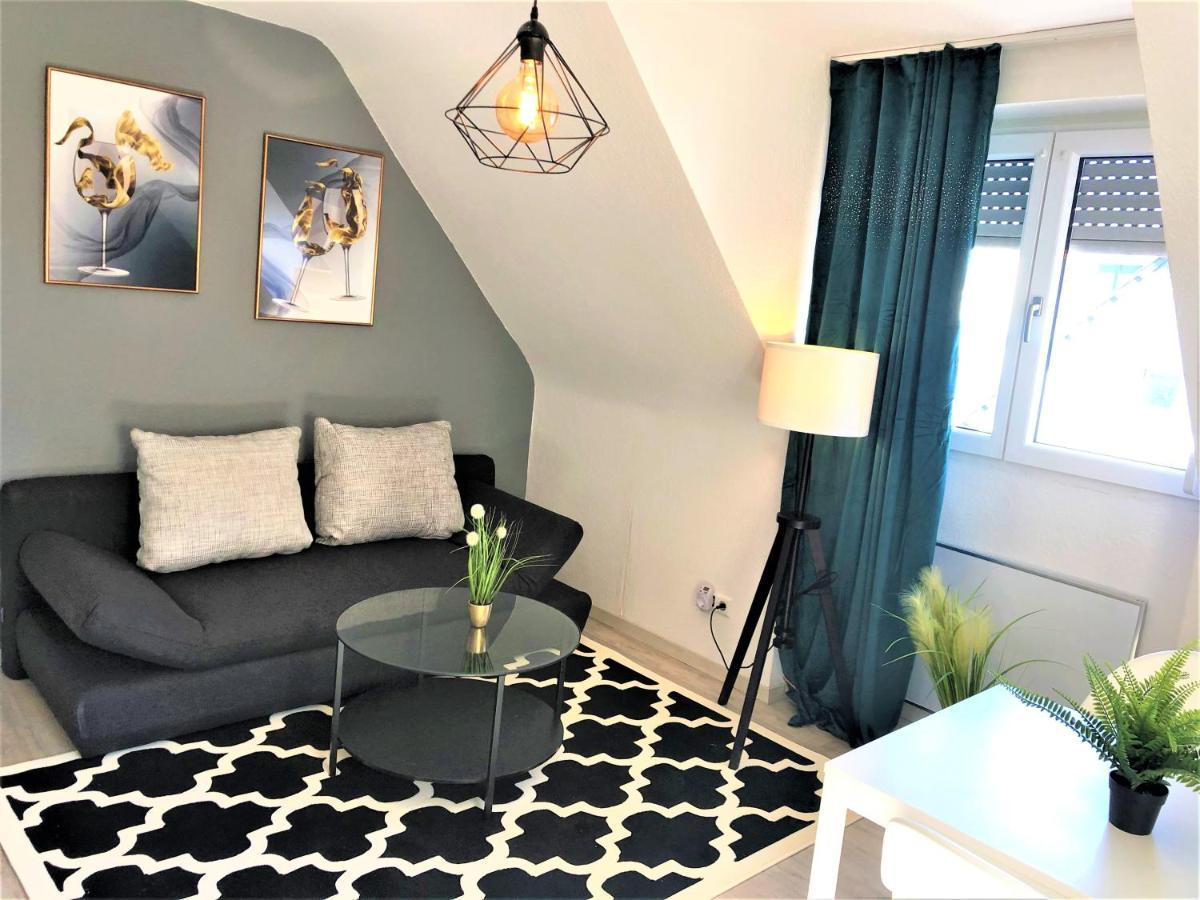 Central-Modern, The Fine Wine Near Mtu By Lakescape Fewos Friedrichshafen Bagian luar foto